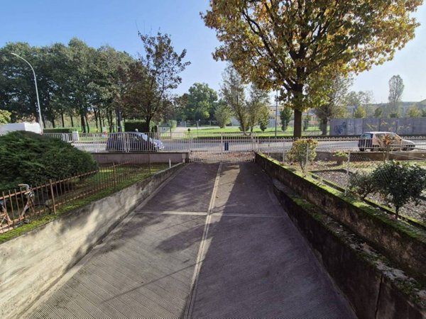 appartamento in vendita a Piacenza in zona Stadio