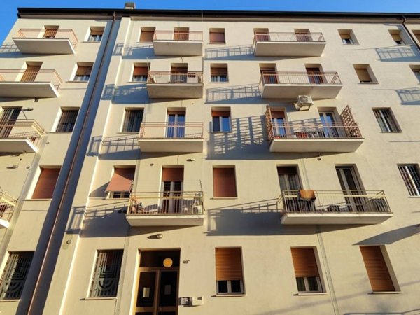 appartamento in vendita a Piacenza in zona Infrangibile