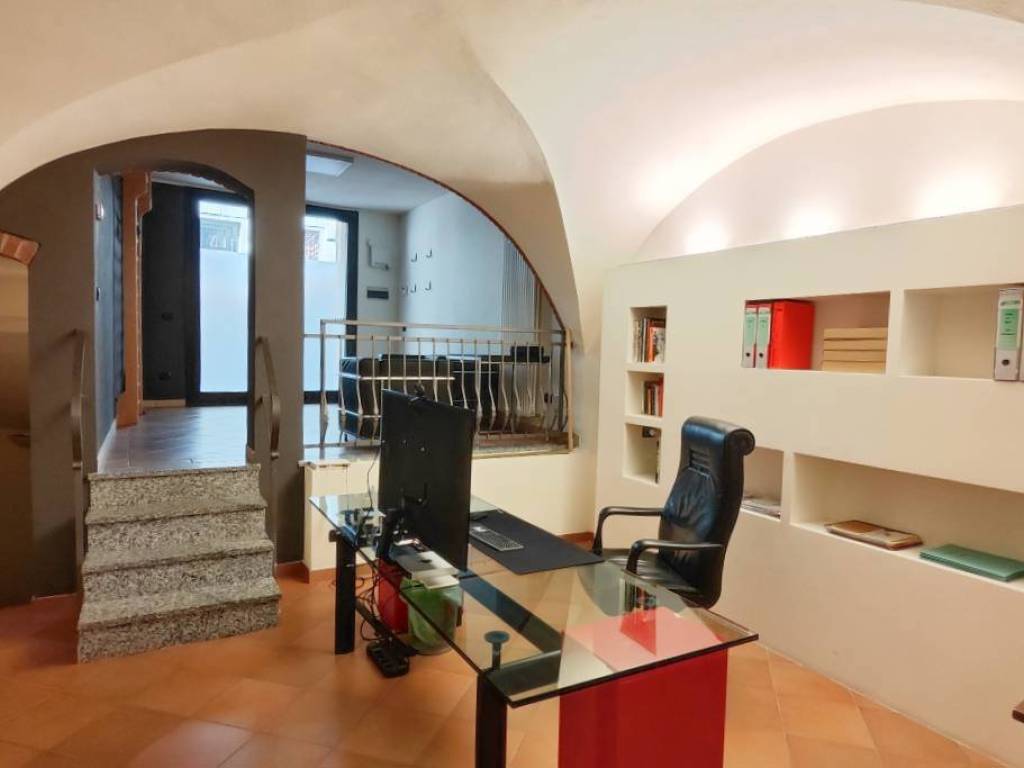 negozio in vendita a Piacenza