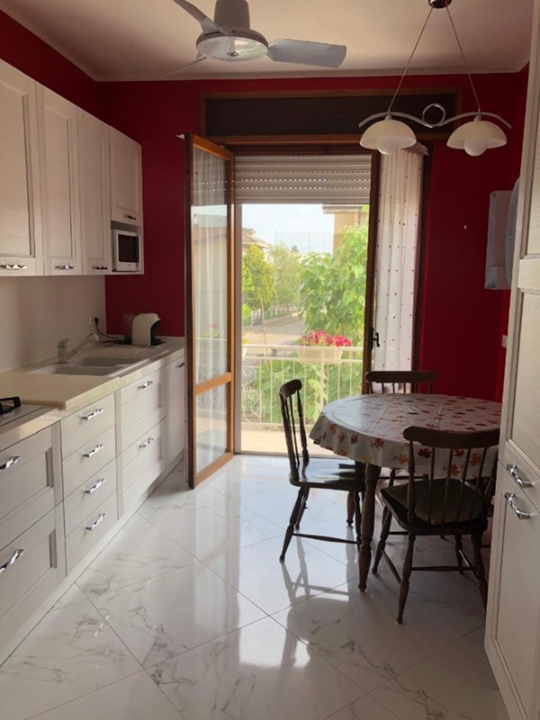 casa indipendente in vendita a Piacenza in zona Stadio