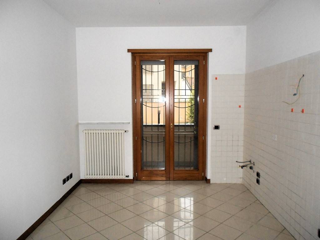 appartamento in vendita a Piacenza in zona Infrangibile