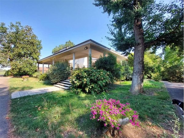 casa indipendente in vendita a Piacenza in zona La Verza
