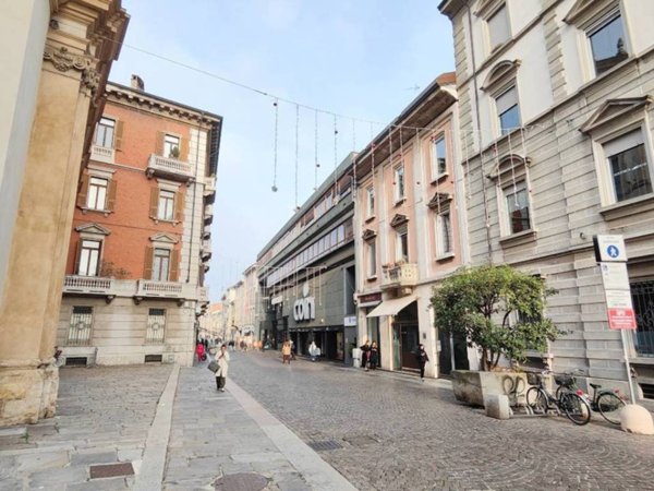 appartamento in vendita a Piacenza in zona Centro Storico