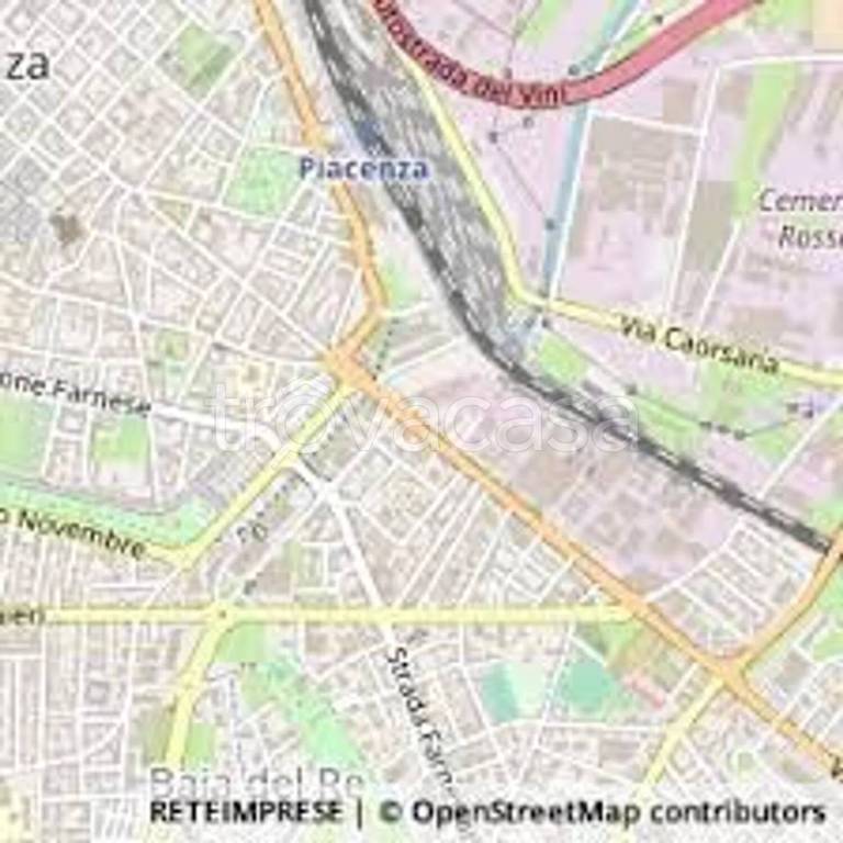 locale di sgombero in vendita a Piacenza