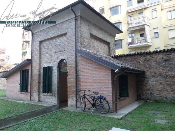 casa indipendente in vendita a Piacenza in zona Centro Storico