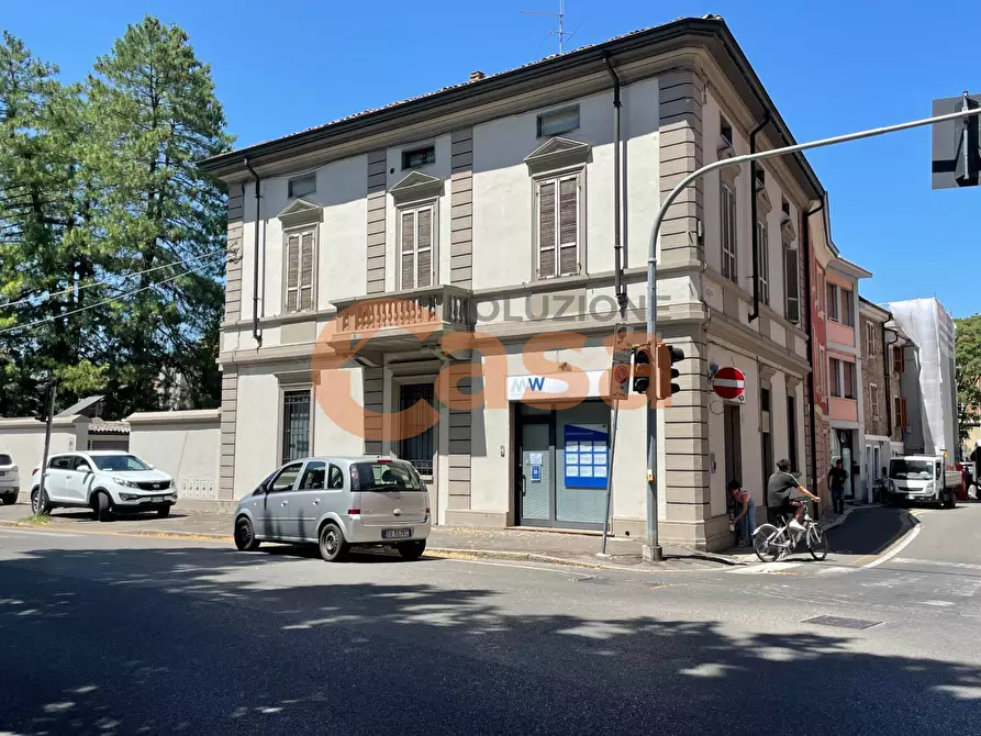 casa indipendente in vendita a Piacenza