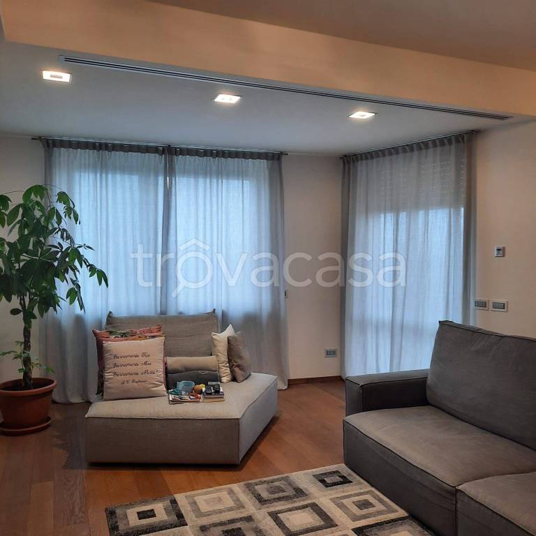 appartamento in vendita a Piacenza