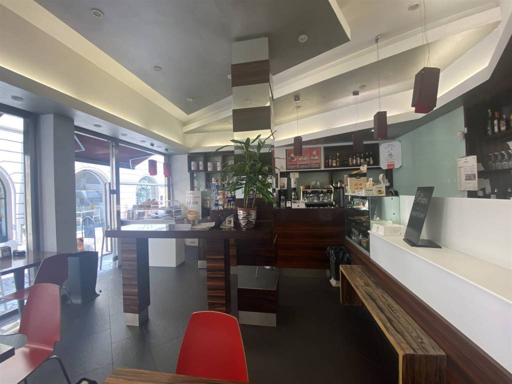 negozio in vendita a Piacenza