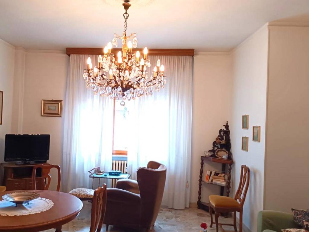 appartamento in vendita a Piacenza
