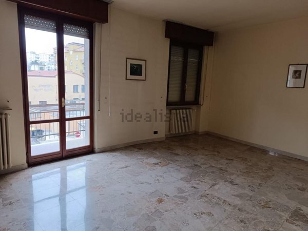 appartamento in vendita a Piacenza in zona Barriera Genova