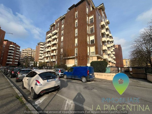 appartamento in vendita a Piacenza in zona Barriera Genova
