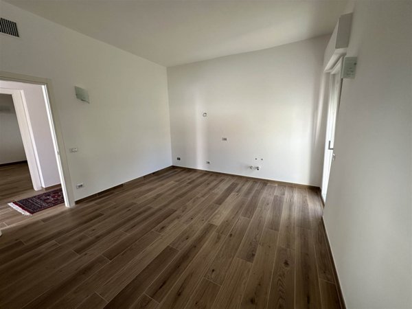 casa indipendente in vendita a Piacenza in zona Stadio