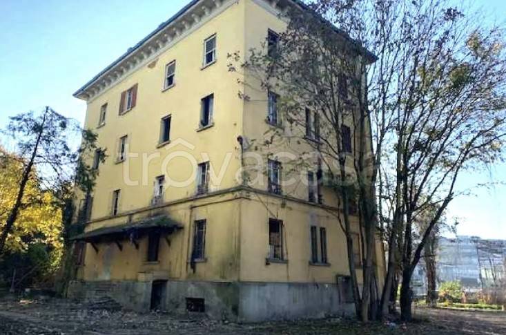 appartamento in vendita a Piacenza in zona Mortizza