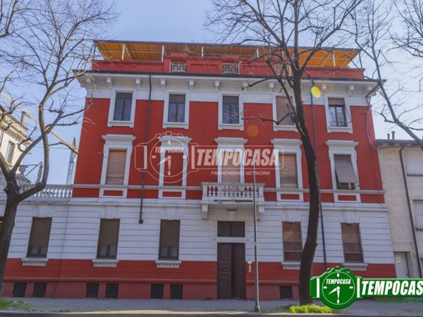 appartamento in vendita a Piacenza in zona Caorsana