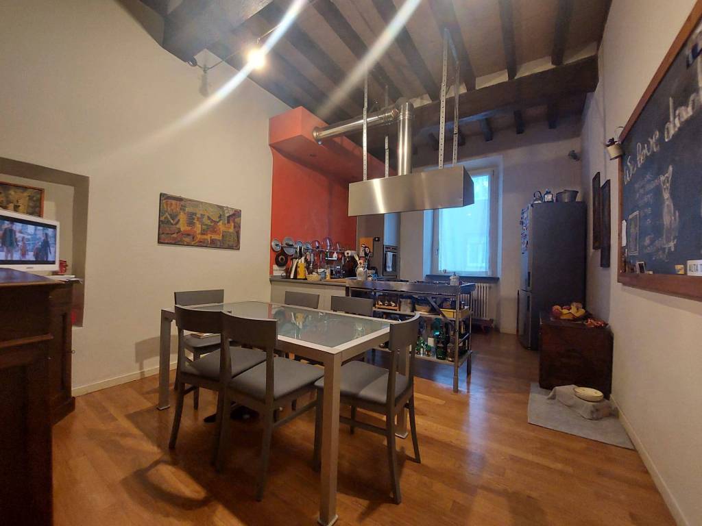 casa indipendente in vendita a Piacenza in zona Centro Storico