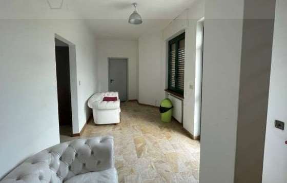 casa indipendente in vendita a Piacenza