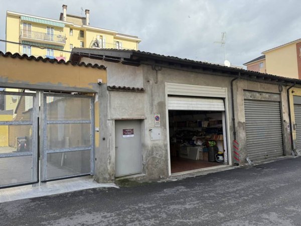 locale di sgombero in vendita a Piacenza in zona Centro Storico