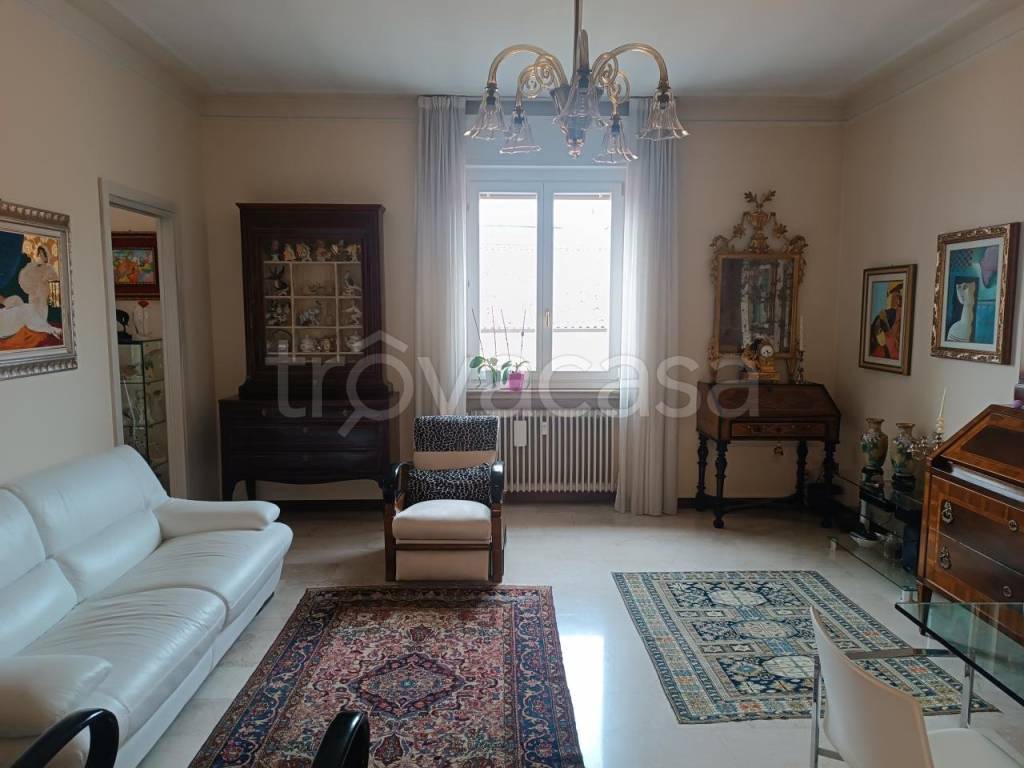 appartamento in vendita a Piacenza