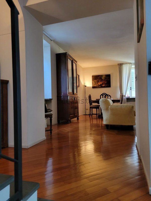 casa indipendente in vendita a Piacenza in zona Centro Storico