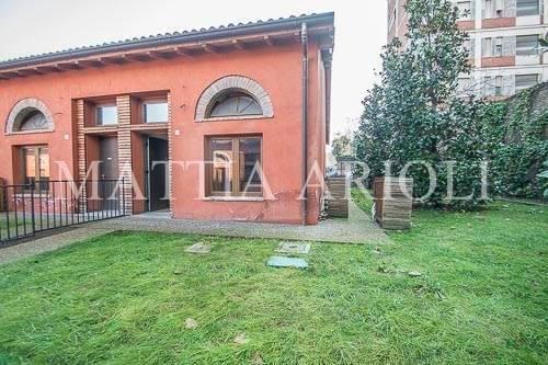 casa indipendente in vendita a Piacenza in zona Centro Storico