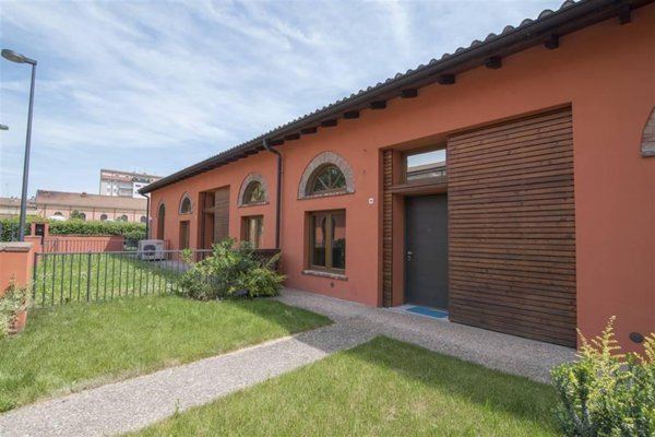 casa indipendente in vendita a Piacenza in zona Centro Storico