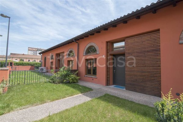 casa indipendente in vendita a Piacenza in zona Centro Storico