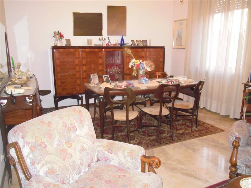 appartamento in vendita a Piacenza in zona Stadio