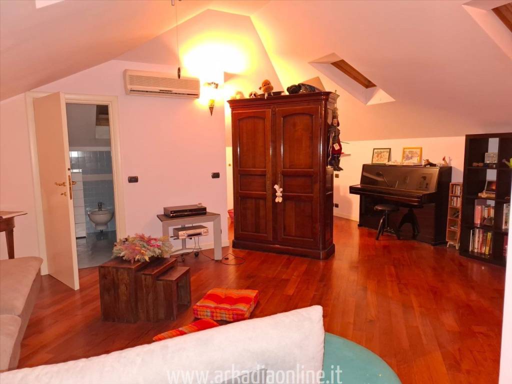 appartamento in vendita a Piacenza