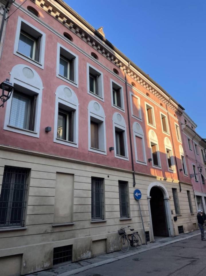 appartamento in vendita a Piacenza in zona Centro Storico