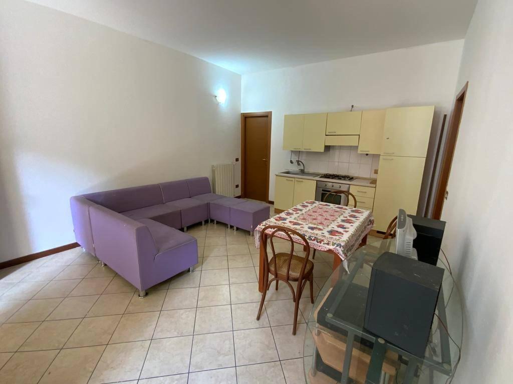 appartamento in vendita a Piacenza in zona Centro Storico