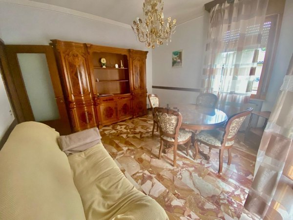 appartamento in vendita a Piacenza in zona Belvedere / Quartiere Duemila