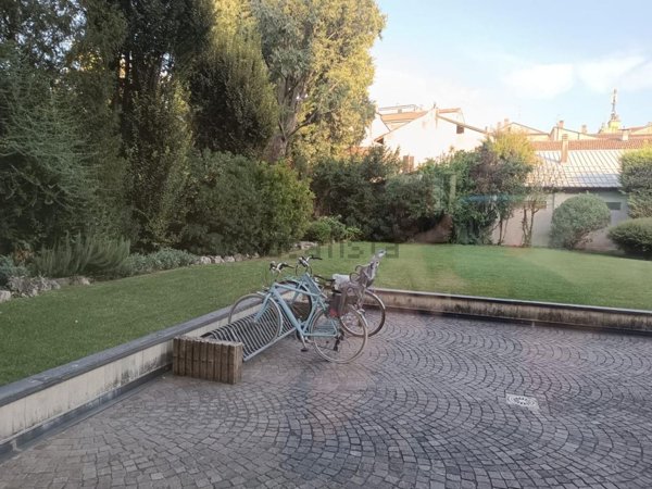 appartamento in vendita a Piacenza in zona Centro Storico