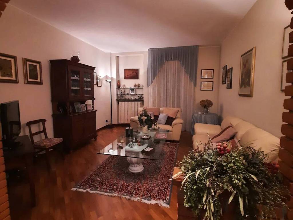appartamento in vendita a Piacenza in zona Veggioletta