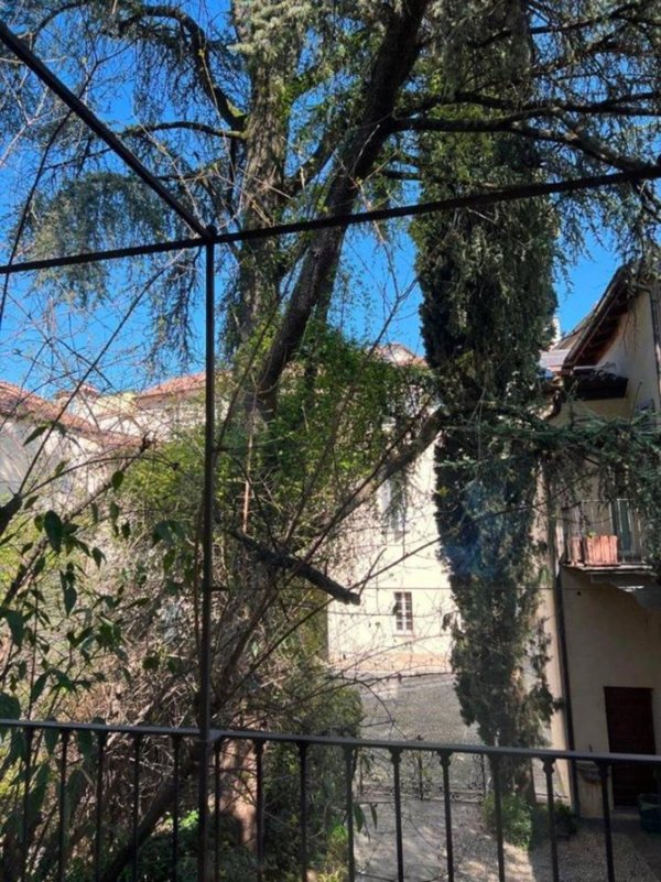 casa indipendente in vendita a Piacenza in zona Centro Storico
