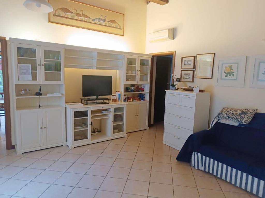 appartamento in vendita a Piacenza in zona Farnesiana