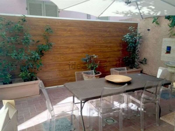 casa indipendente in vendita a Piacenza in zona Centro Storico
