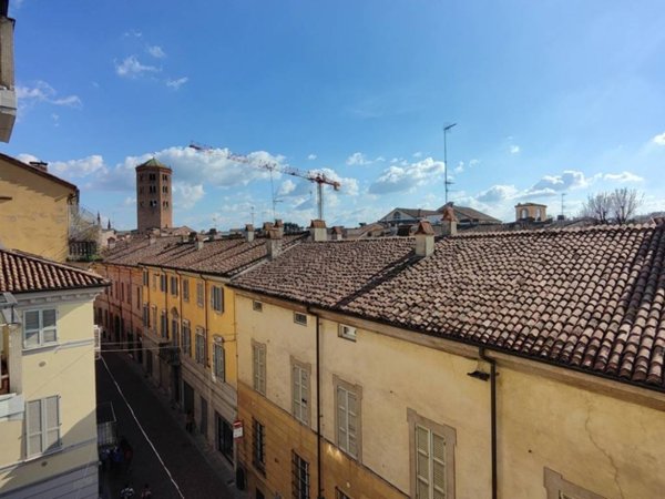 appartamento in vendita a Piacenza in zona Centro Storico