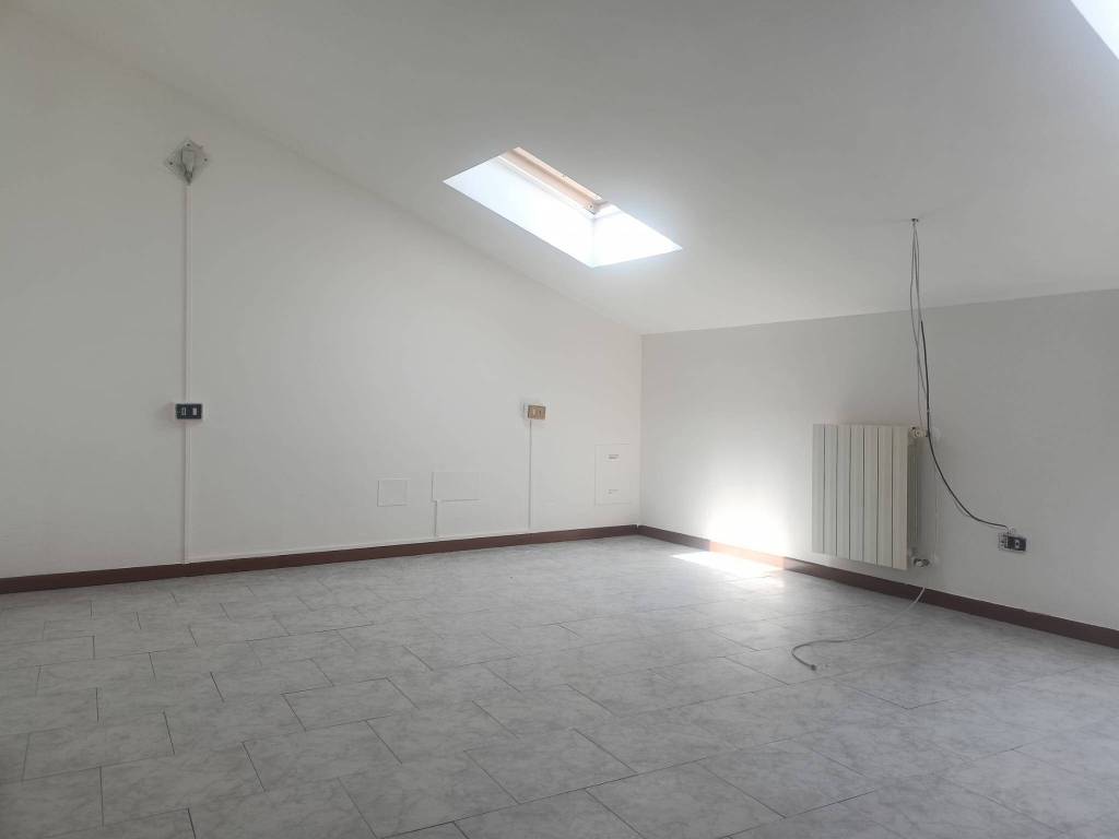 casa indipendente in vendita a Piacenza in zona Roncaglia / Fossadello