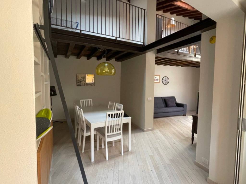 casa indipendente in vendita a Piacenza in zona Centro Storico