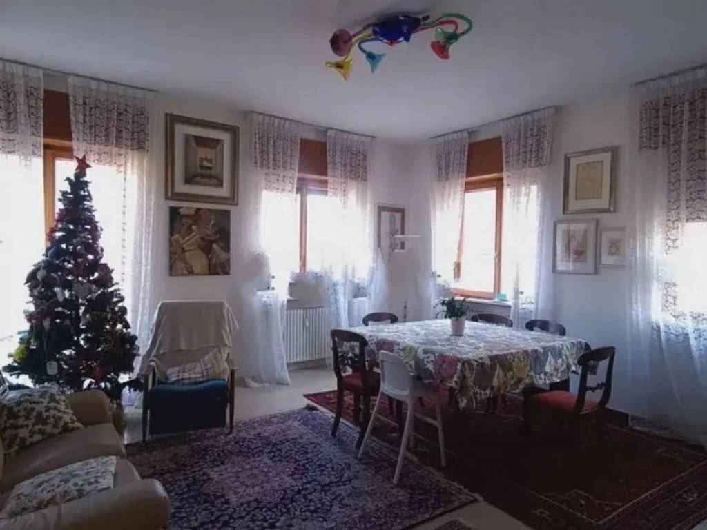 appartamento in vendita a Piacenza in zona Centro Storico