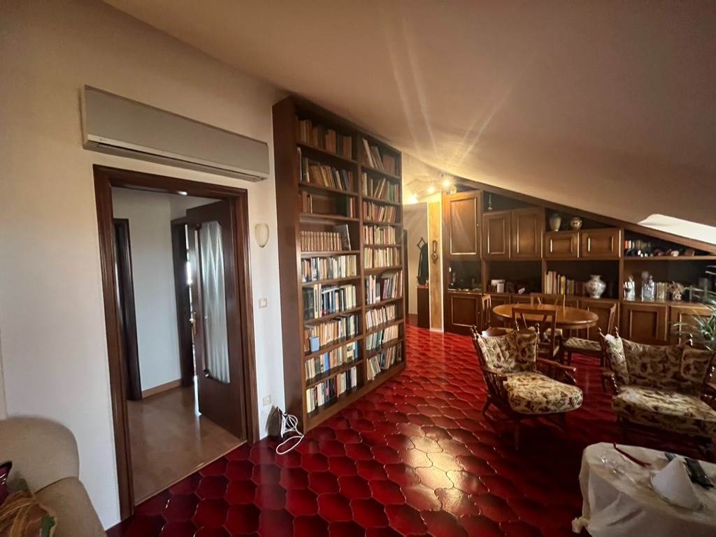 appartamento in vendita a Piacenza in zona Belvedere / Quartiere Duemila