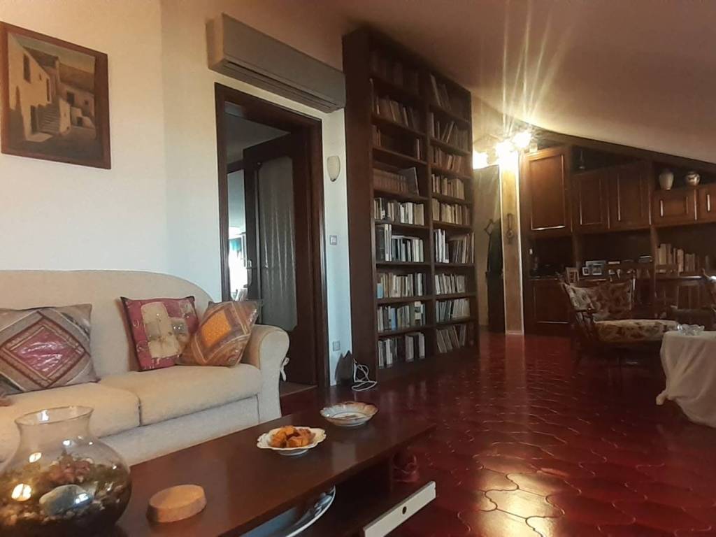 appartamento in vendita a Piacenza in zona Belvedere / Quartiere Duemila