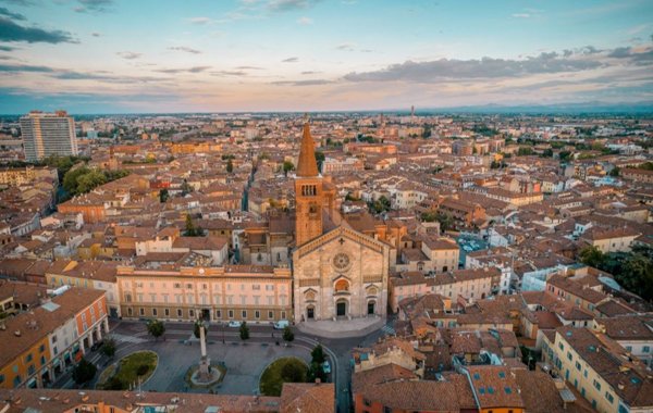 appartamento in vendita a Piacenza in zona Centro Storico