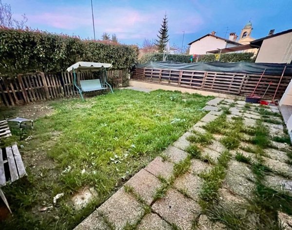 appartamento in vendita a Piacenza in zona Barriera Genova