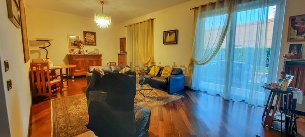 appartamento in vendita a Piacenza in zona Farnesiana