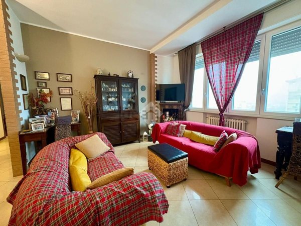 appartamento in vendita a Piacenza in zona Belvedere / Quartiere Duemila