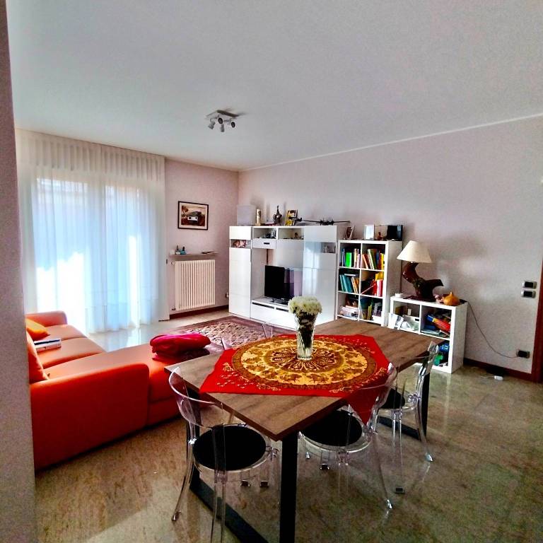 appartamento in vendita a Piacenza in zona Centro Storico