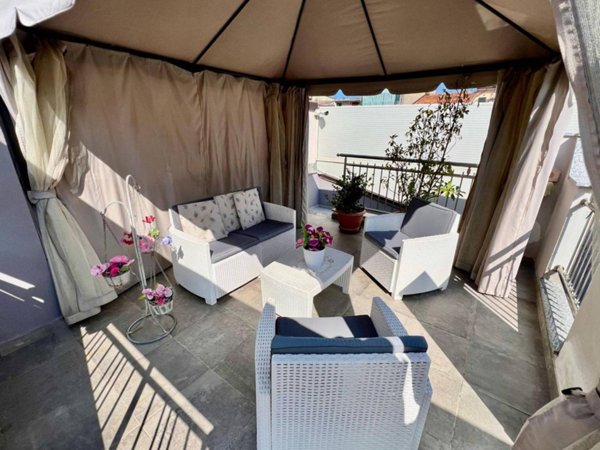 casa indipendente in vendita a Piacenza in zona Barriera Genova
