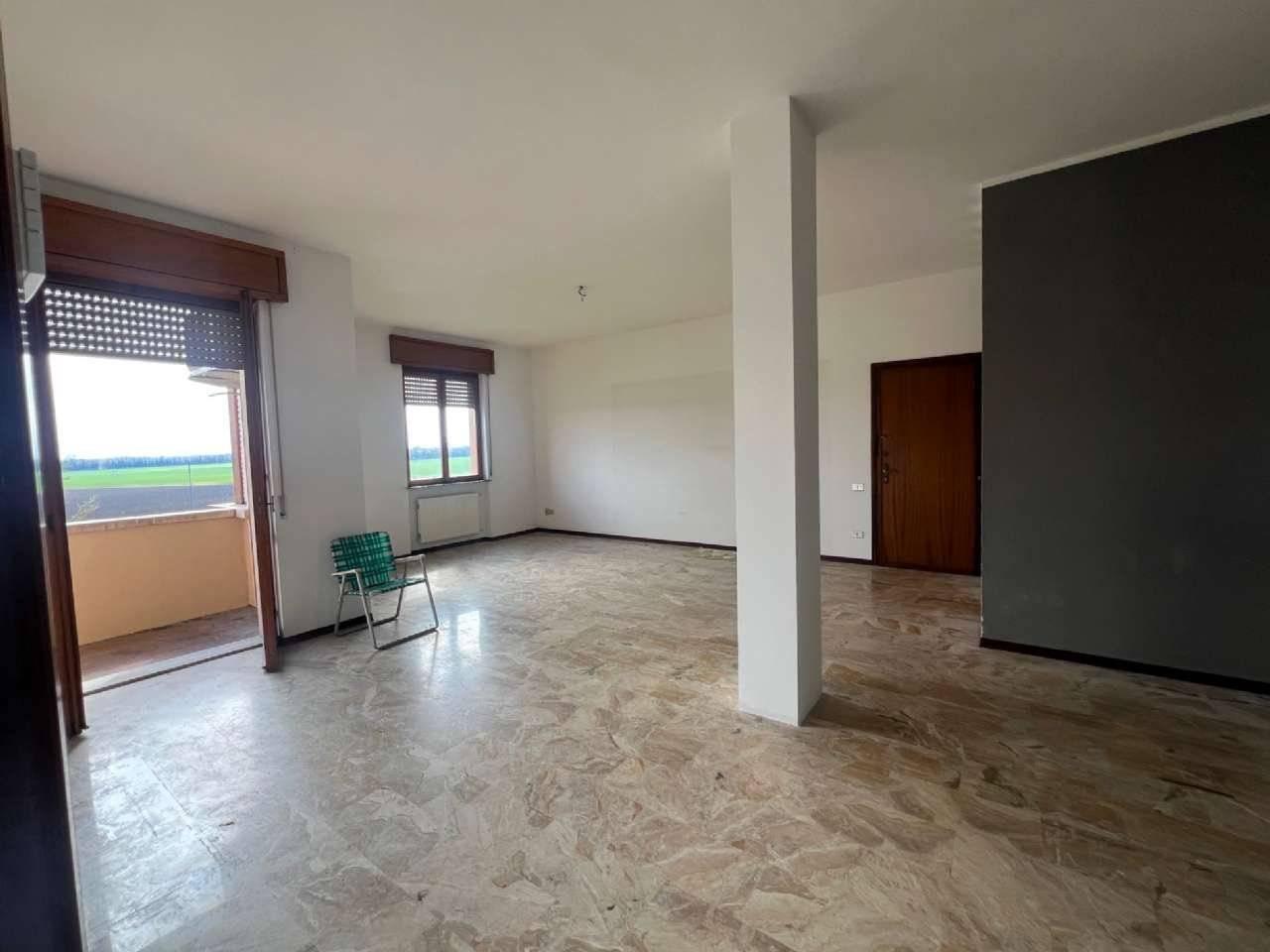 appartamento in vendita a Piacenza in zona Besurica