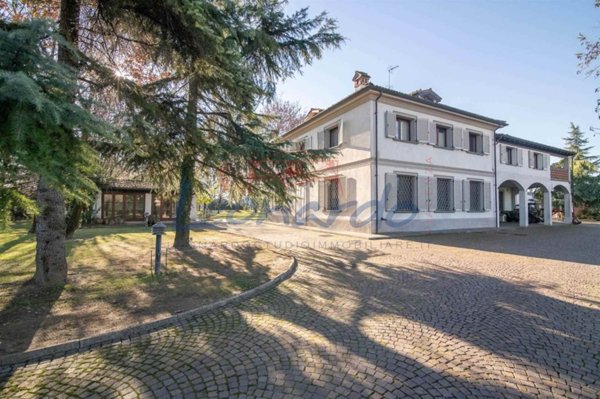casa indipendente in vendita a Piacenza in zona Veggioletta